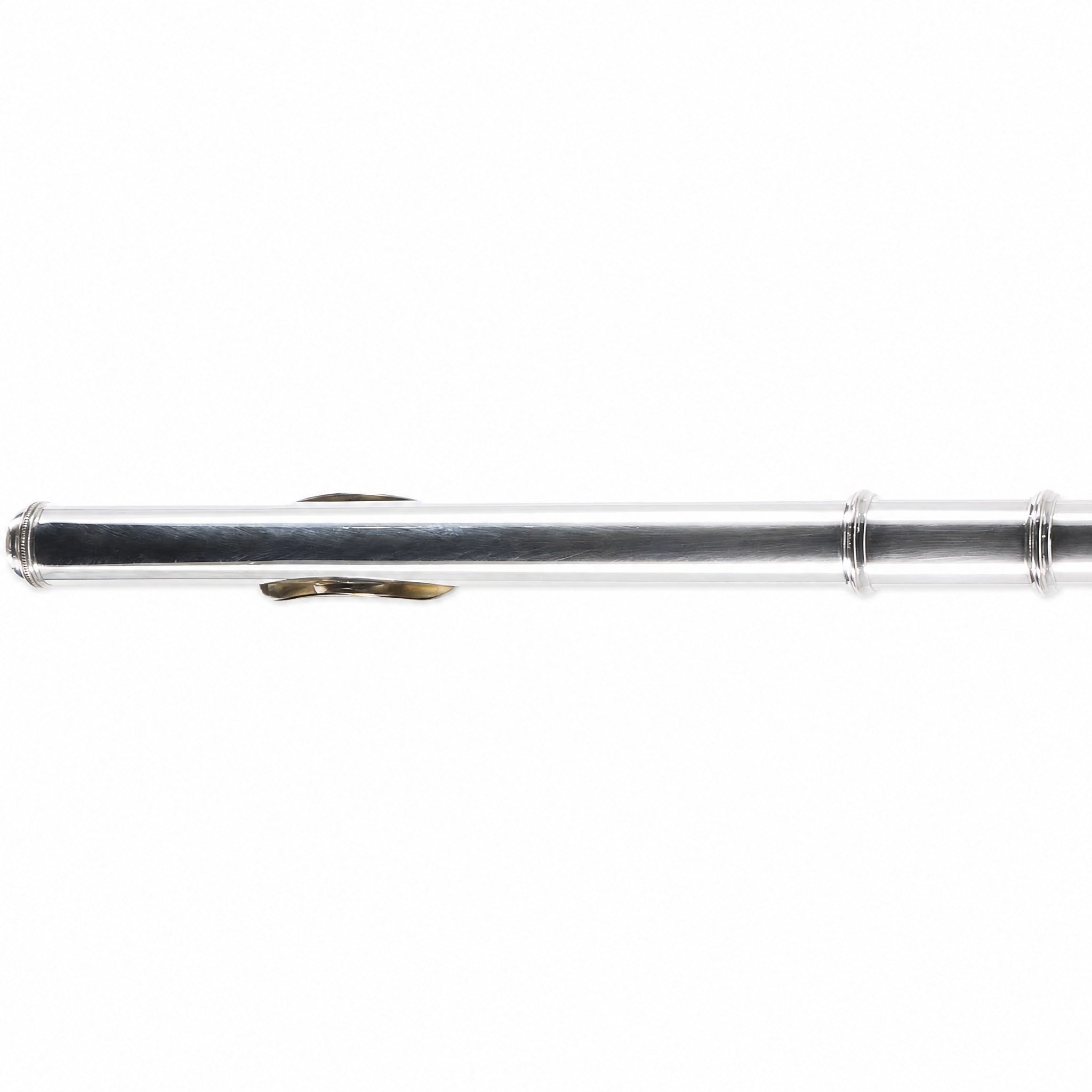 Yamaha YFL-481 Intermediate Concert Flute in Solid Silver