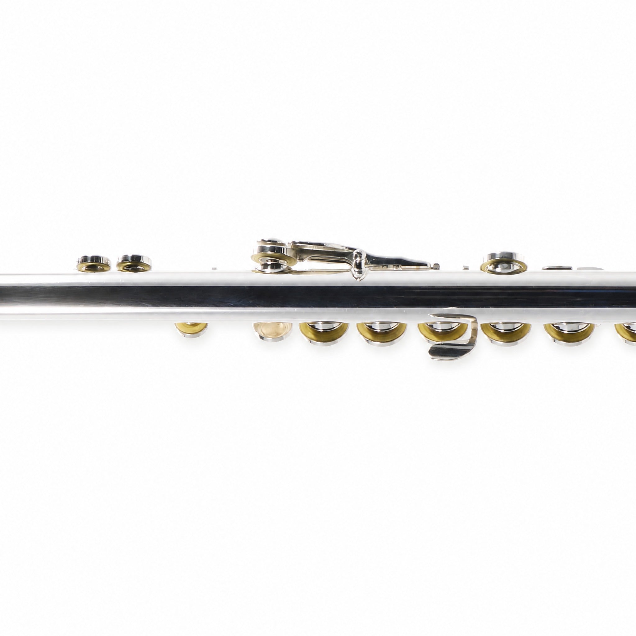 Yamaha YFL-481 Intermediate Concert Flute in Solid Silver