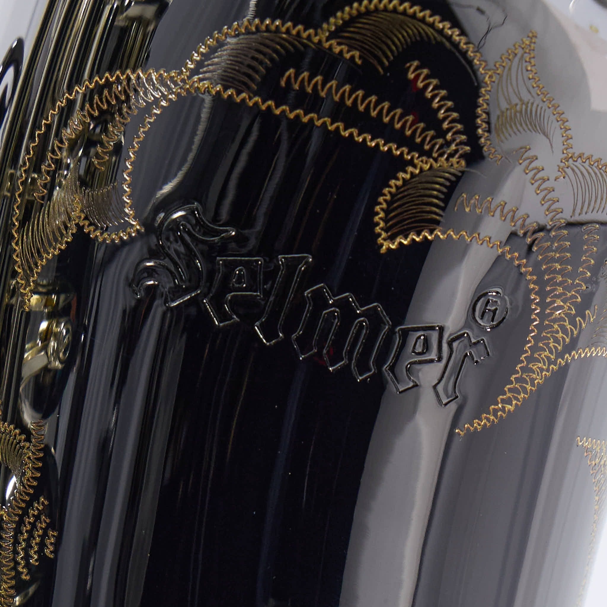 Selmer SAS711B Professional Alto Saxophone in Black Nickel