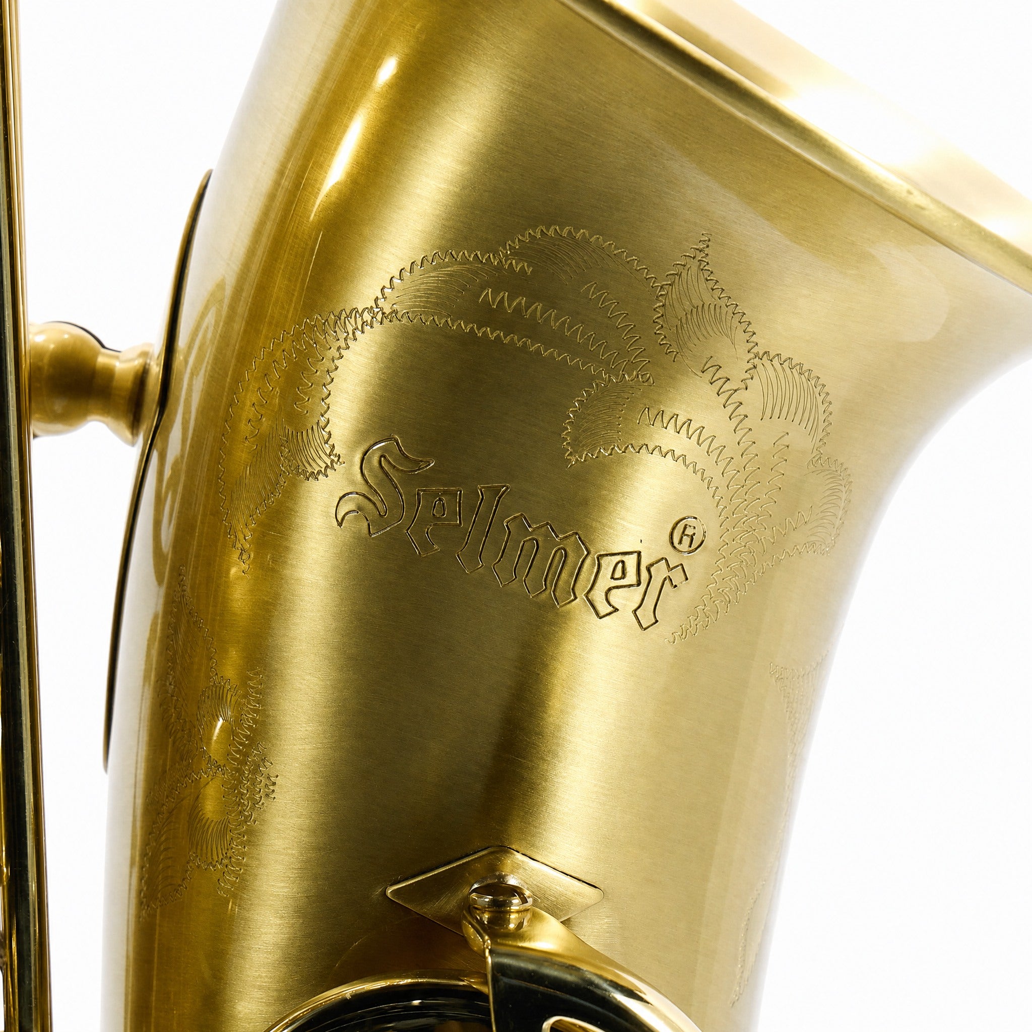 Selmer SAS711M Professional Eb Alto Saxophone in Matte Lacquer