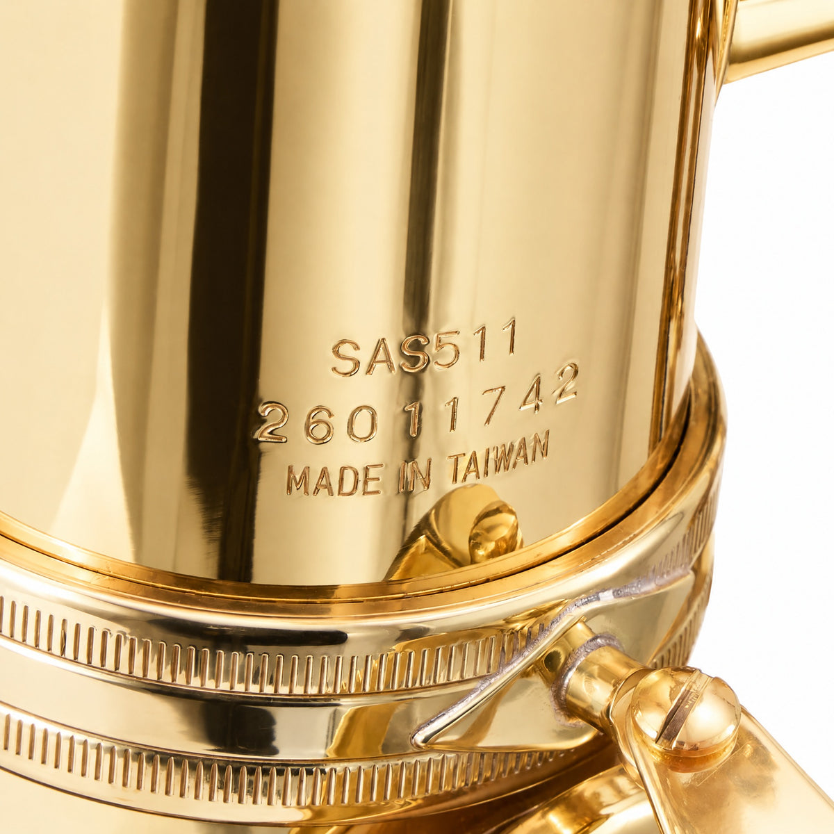 Selmer SAS511 Intermediate Eb Alto Saxophone in Clear Lacquer