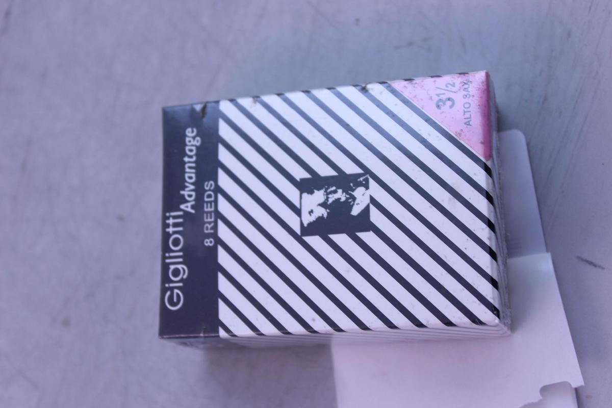 Gigliotti Advantage Eb Alto Saxophone Reeds Strength 3.5, Box of 8