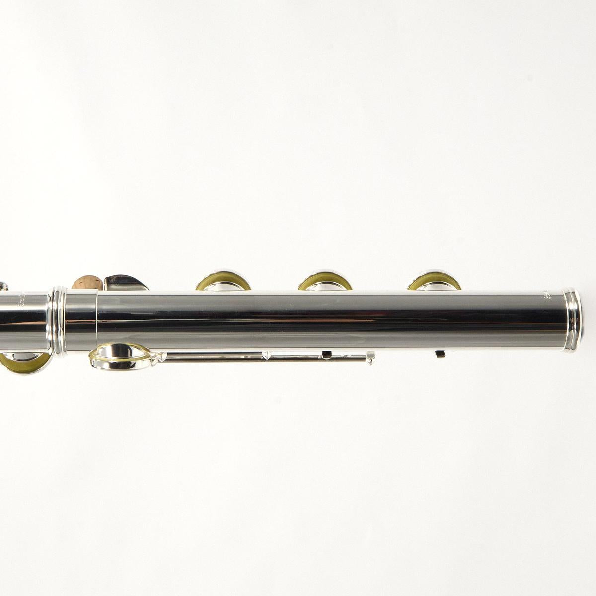 William S. Haynes Q2 OEB 14KR Intermediate Silver Flute with 14K Gold Riser