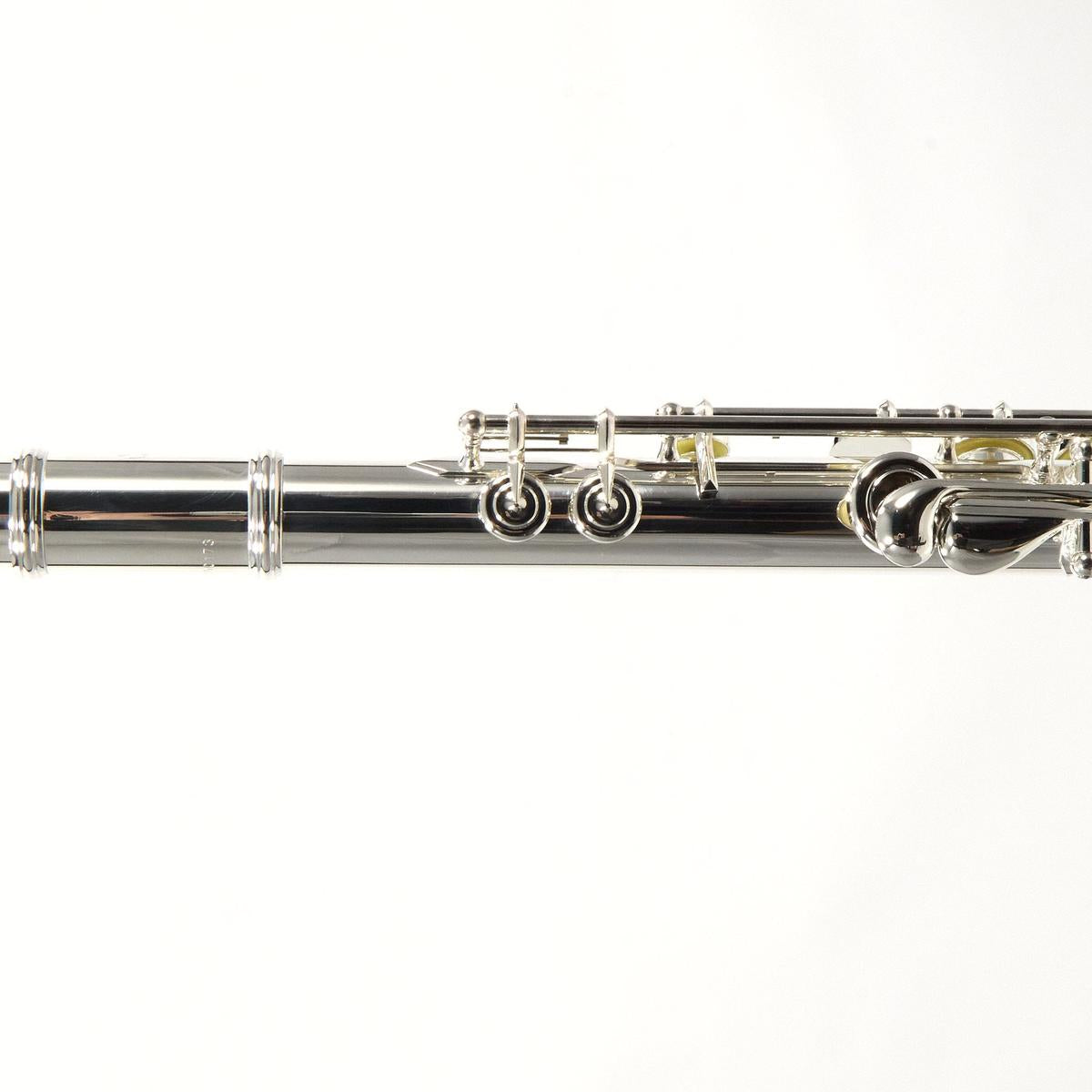 William S. Haynes Q2 OEB 14KR Intermediate Silver Flute with 14K Gold Riser