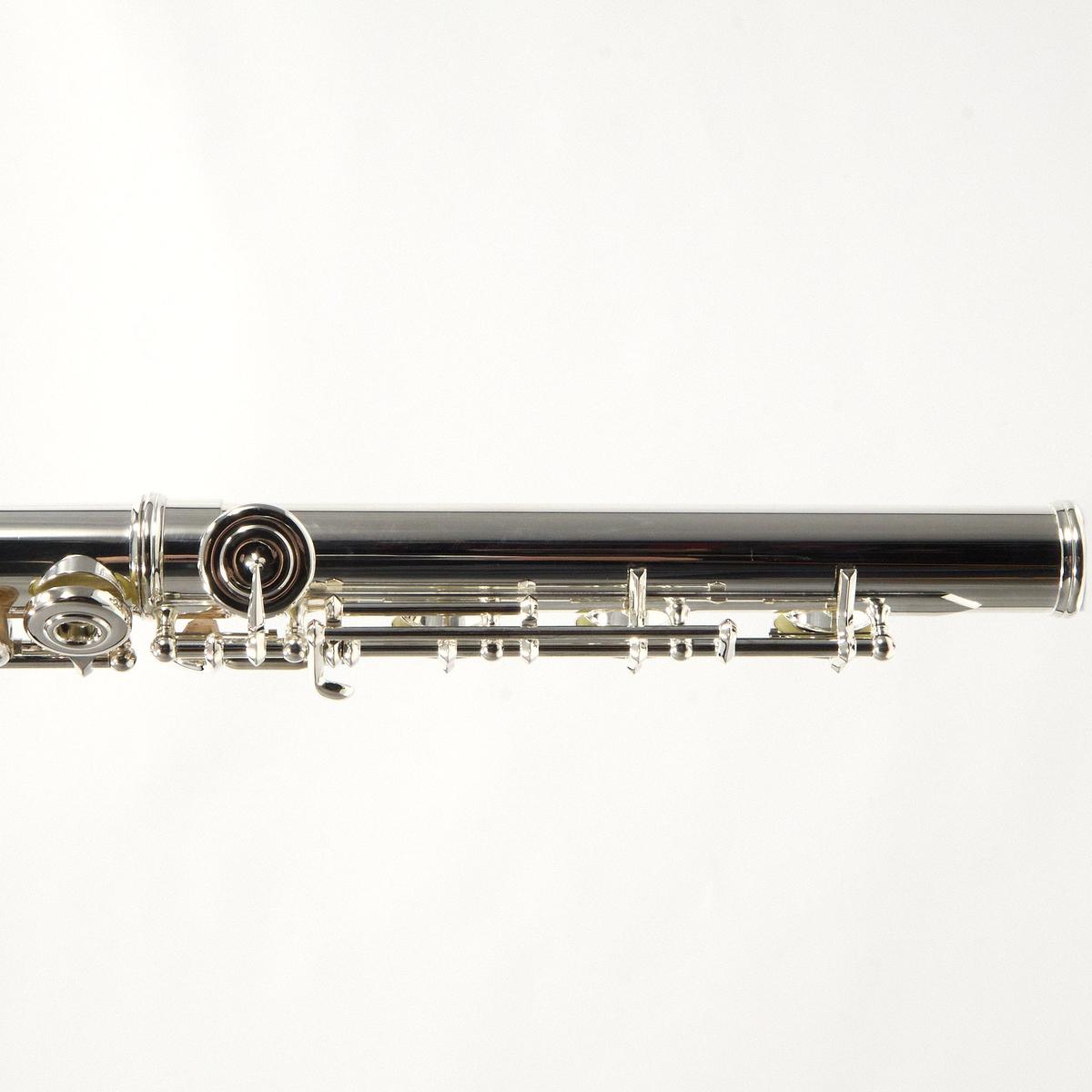 William S. Haynes Q2 OEB 14KR Intermediate Silver Flute with 14K Gold Riser