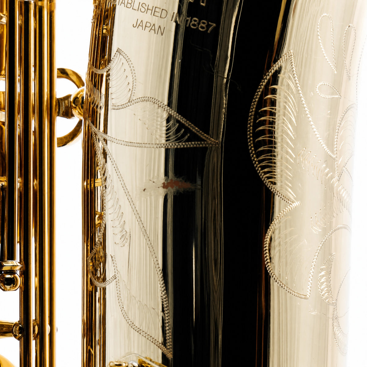 Yamaha YBS-62 Professional Eb Baritone Saxophone in Gold Lacquer