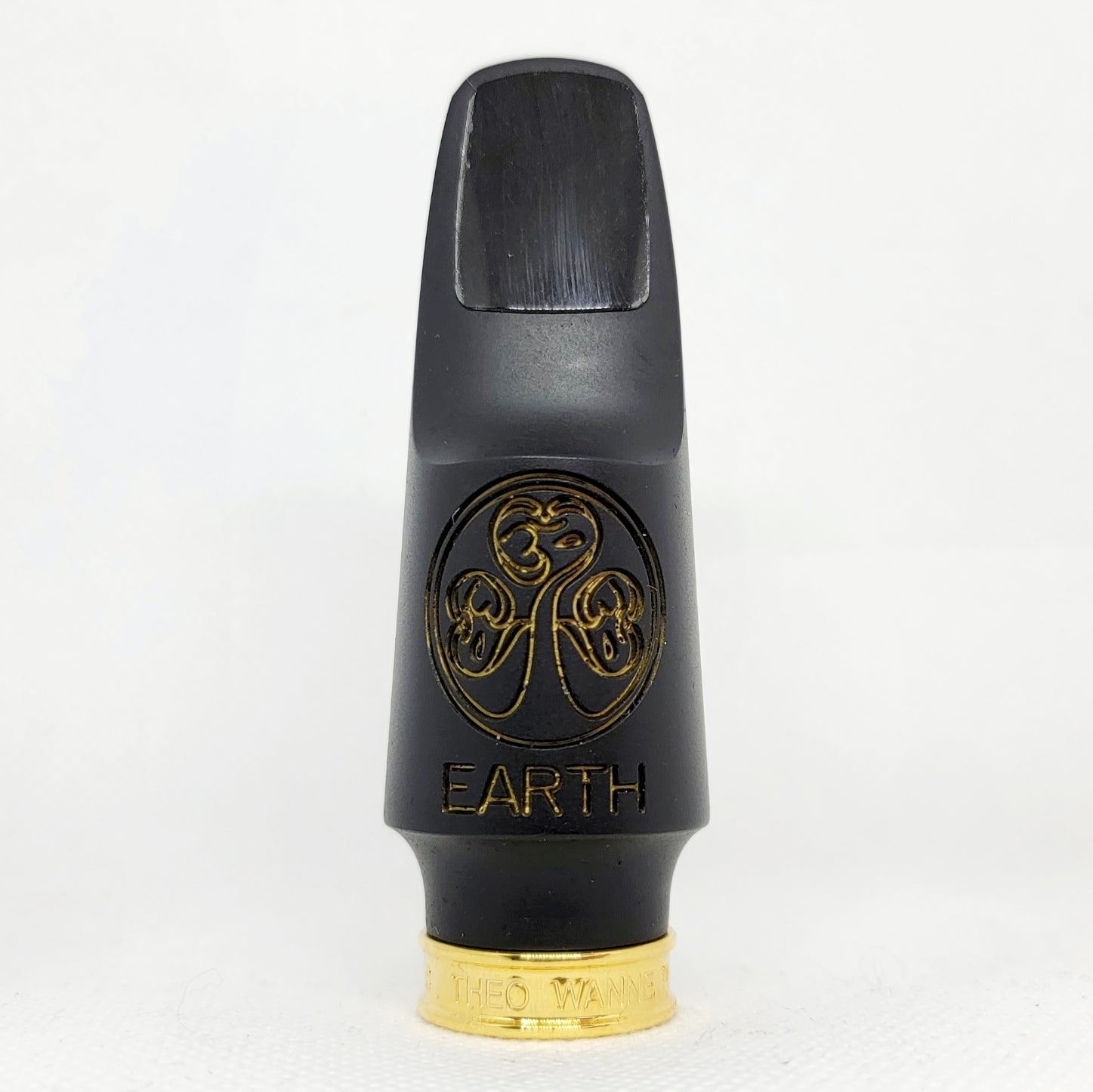 Theo Wanne Earth Hard Rubber