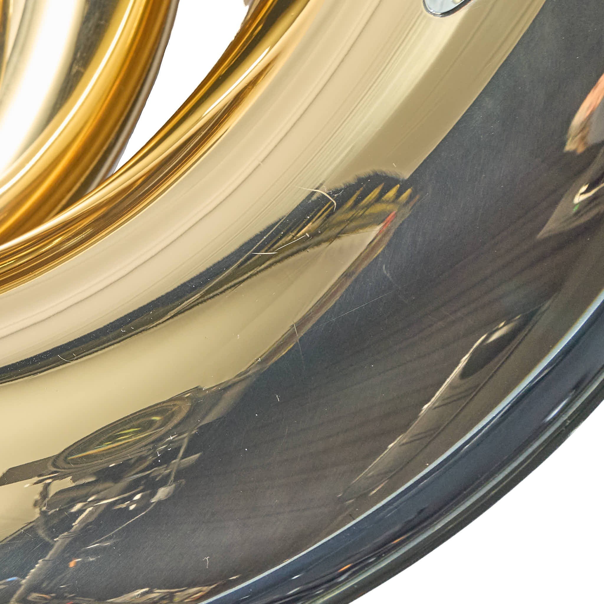 Eastman EBB825VG Professional 5/4 BBb Tuba in Gold Brass