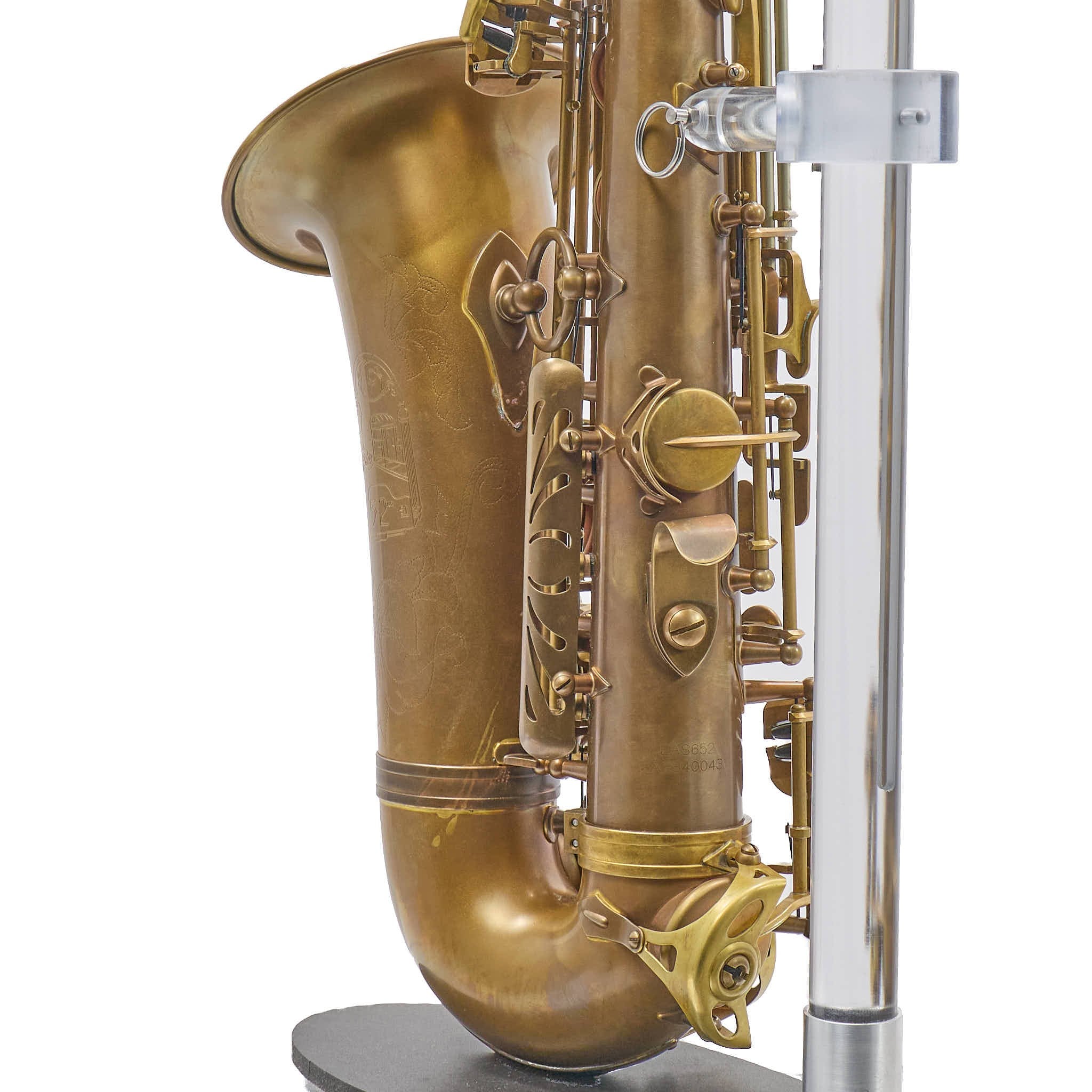 Eastman EAS652 '52nd Street' Professional Alto Saxophone in Unlacquered Brass
