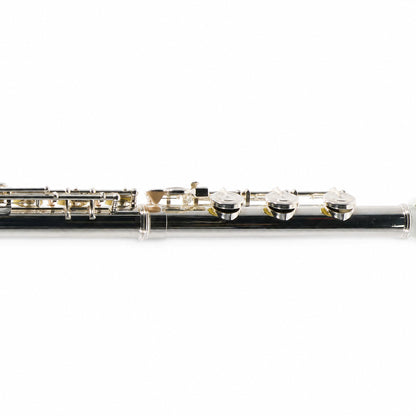 Yamaha YFL-372H Intermediate Concert Flute in Silver Plate