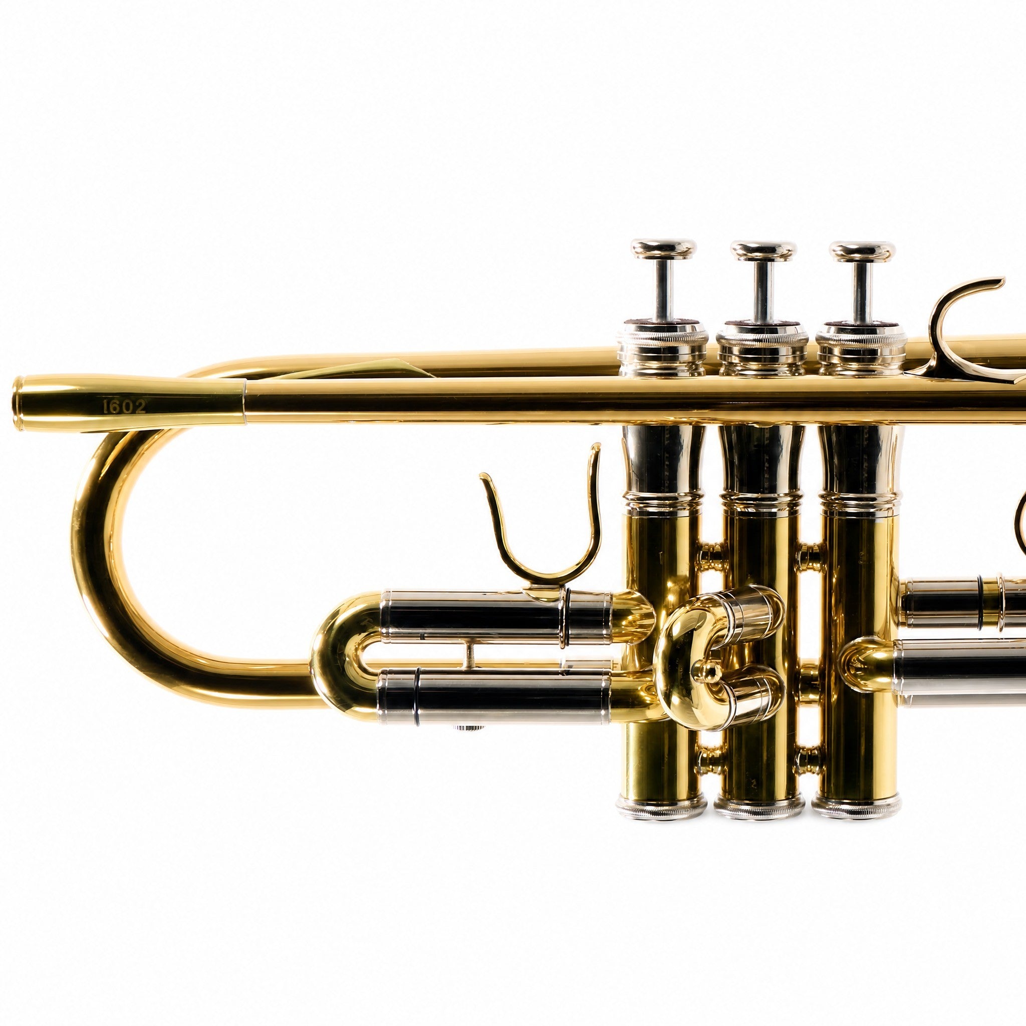 Jupiter XO 1602RL Professional Bb Trumpet in Gold Lacquer with Silver Trim