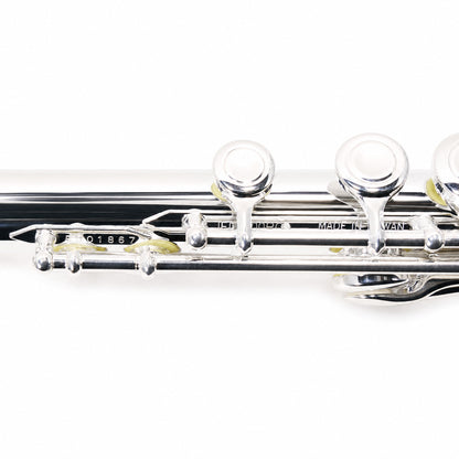 Jupiter JFL1000RBO Intermediate Concert Flute in Silver Plate