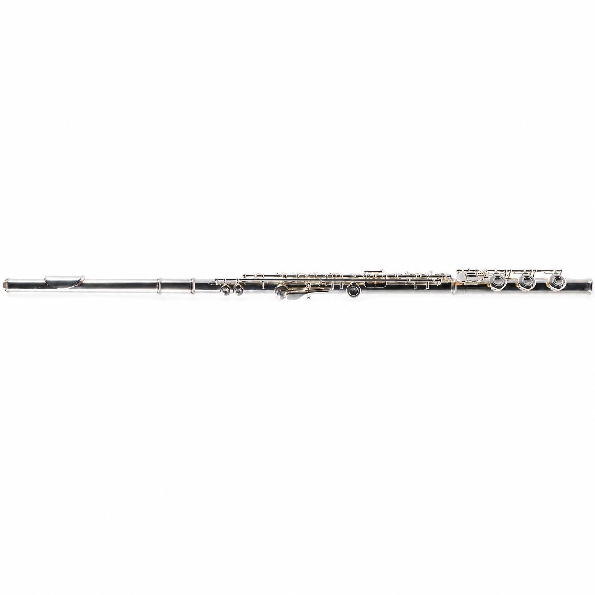 Yamaha YFL-481 Intermediate Concert Flute in Solid Silver