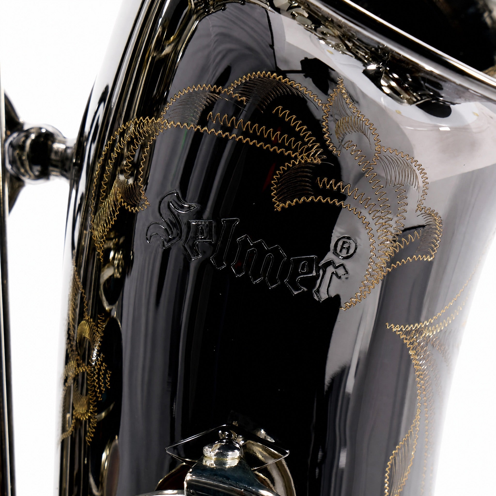 Selmer SAS711B Professional Eb Alto Saxophone in Black Nickel