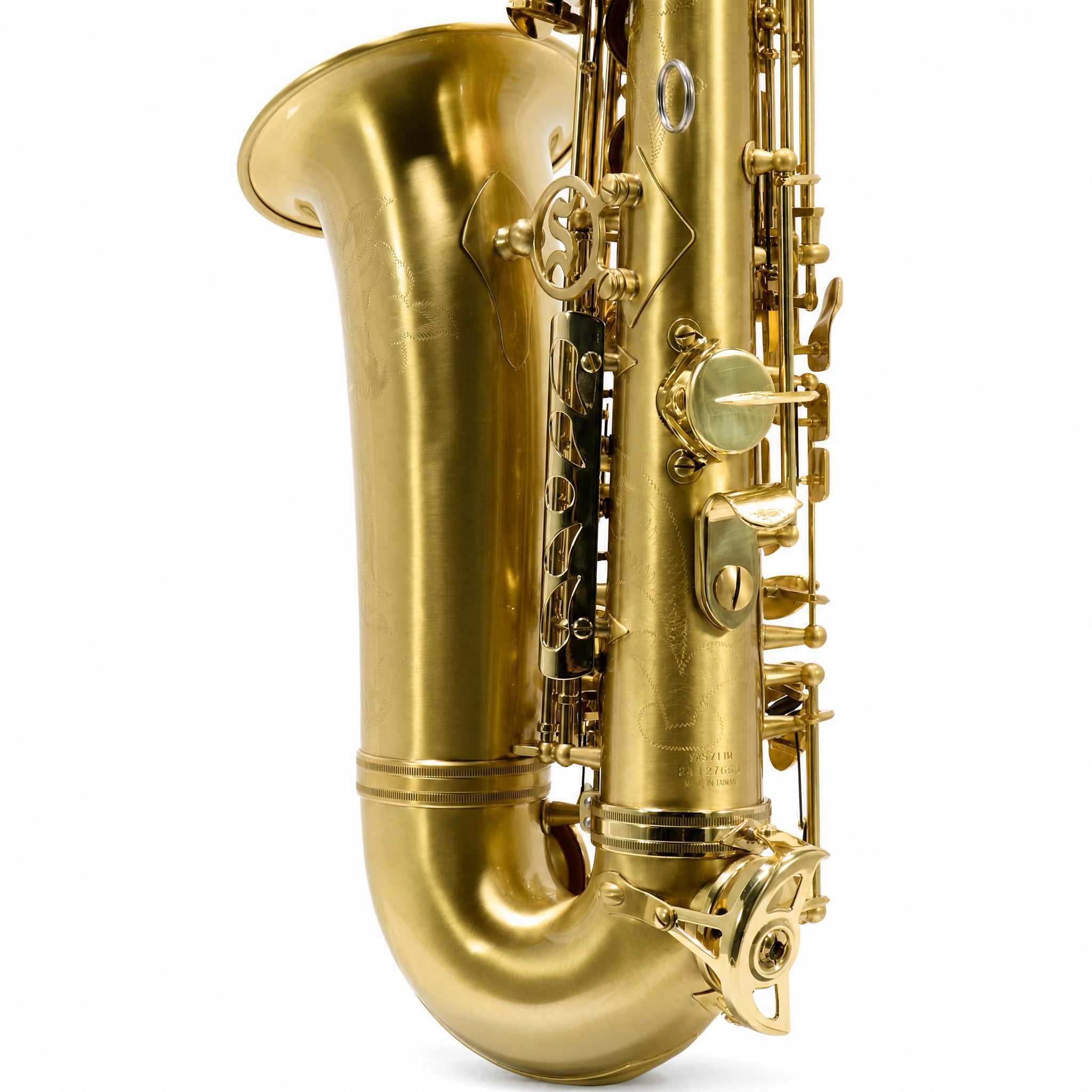 Selmer SAS711M Professional Eb Alto Saxophone in Matte Lacquer