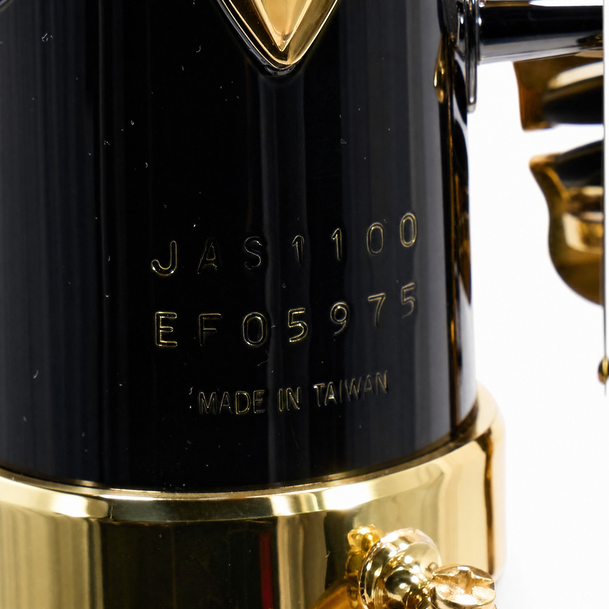 Jupiter JAS1100GOQ Intermediate Eb Alto Saxophone in Gilded Onyx Finish