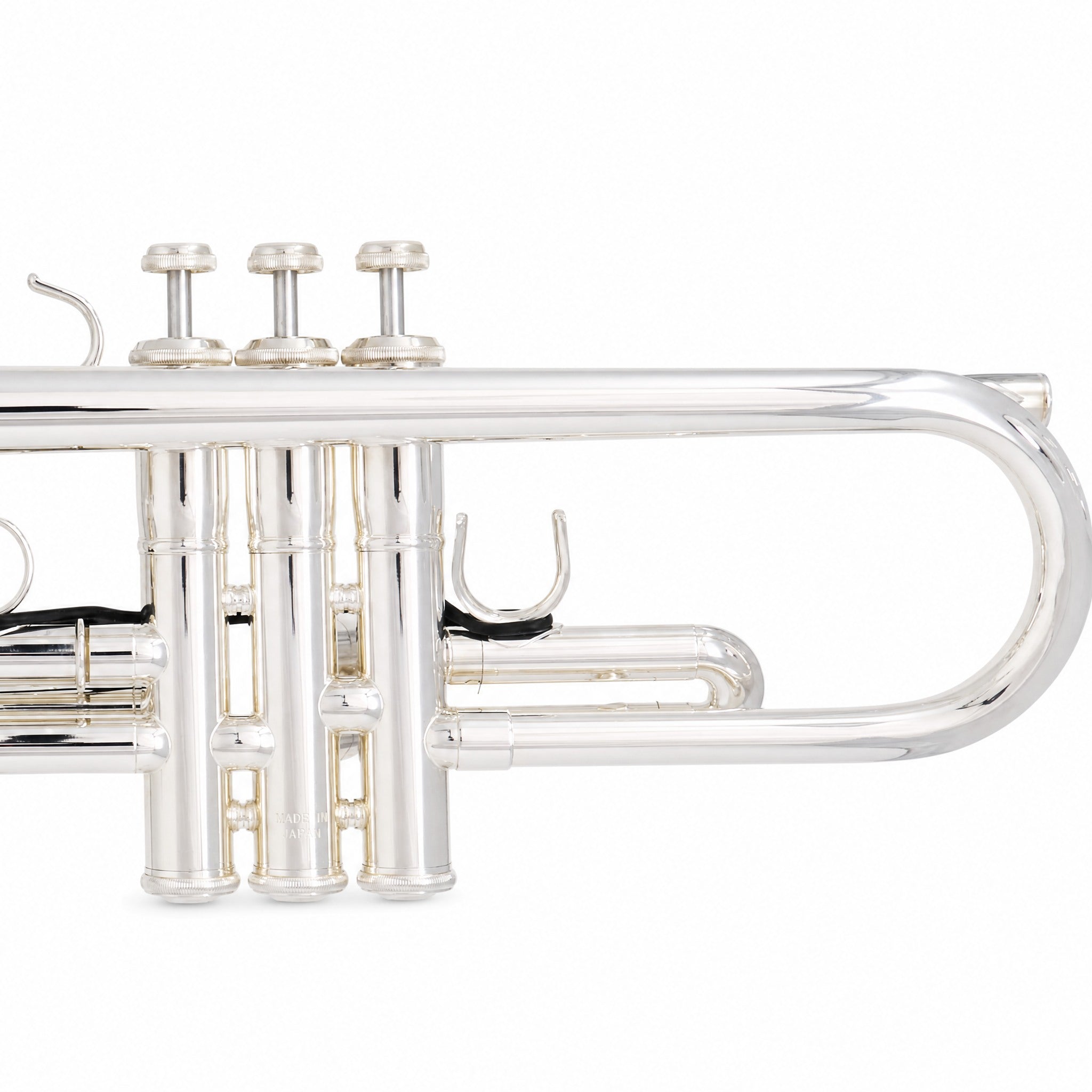 Yamaha YTR-8310ZIIS 'Custom Z' Bobby Shew Professional Bb Trumpet in Silver Plate