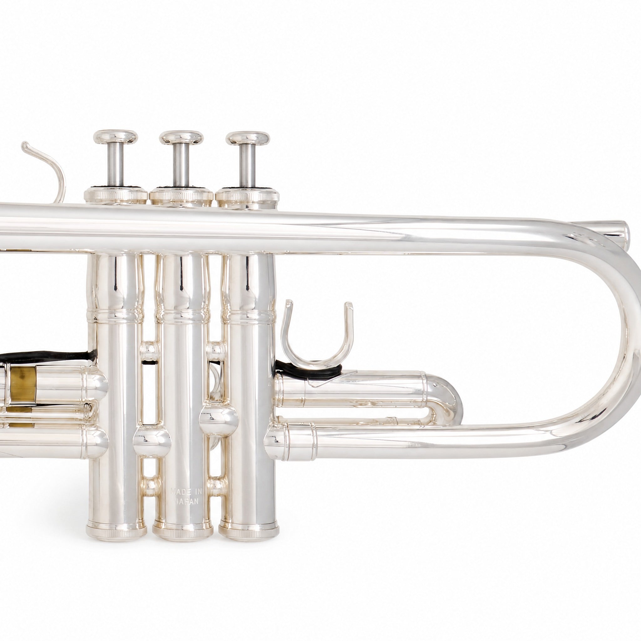 Yamaha YTR-8335IIS 'Xeno' Professional Bb Trumpet in Silver Plate