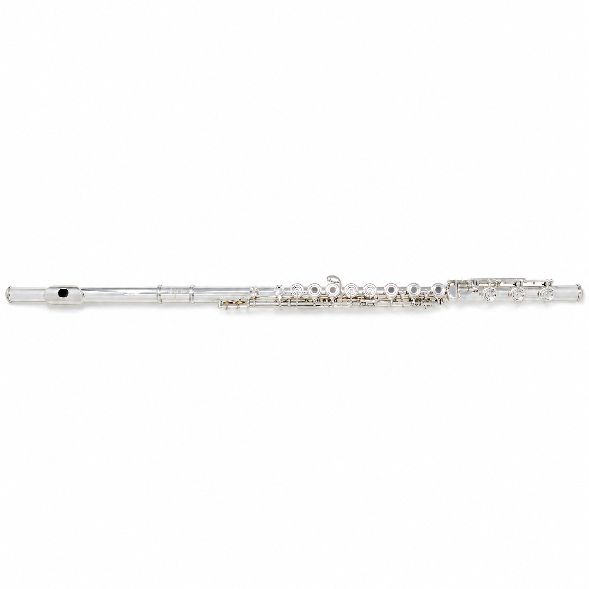 Yamaha YFL-581H Professional Concert Flute in Silver SN 052492