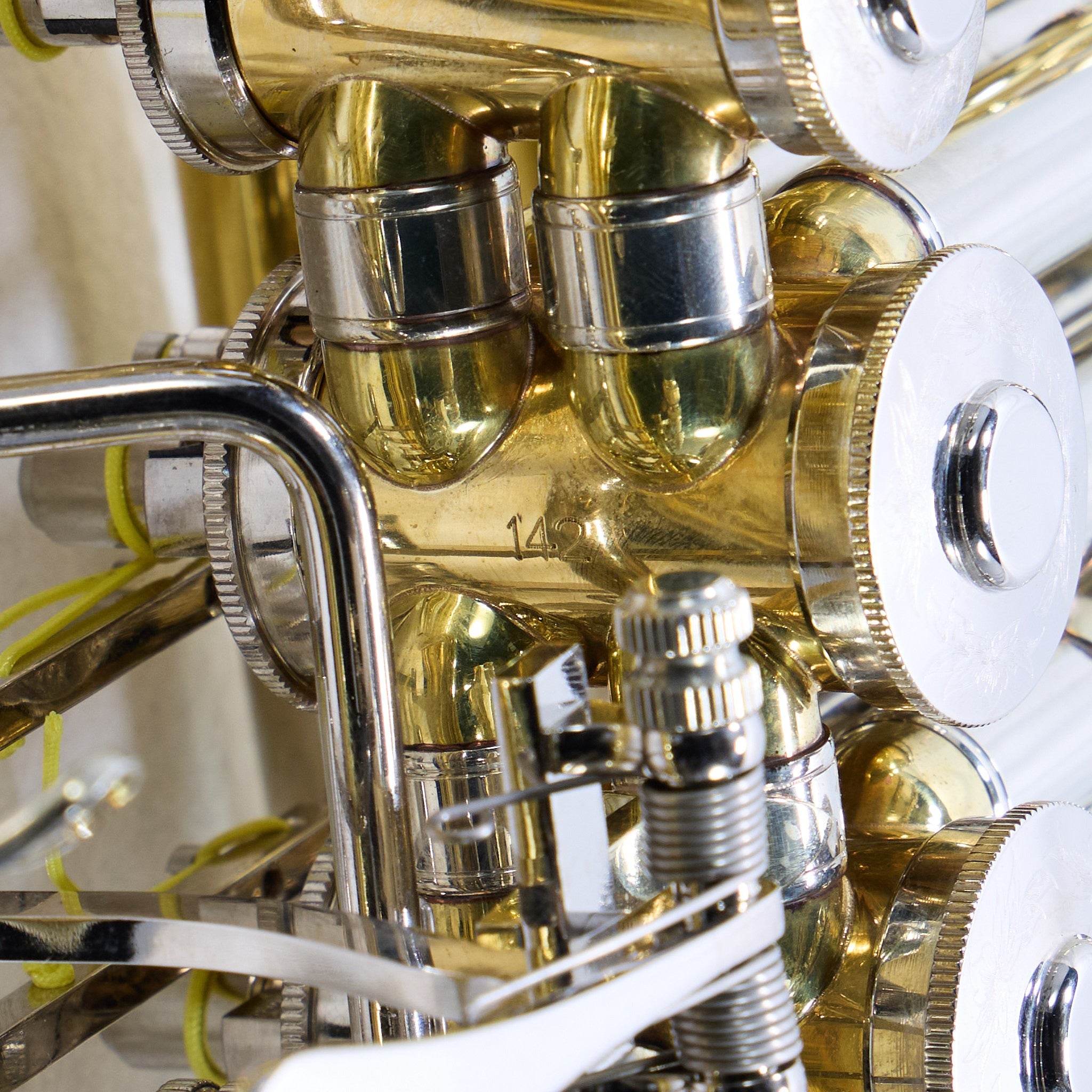 S.E. Shires 211-U Custom Professional Double French Horn with Detachable Bell