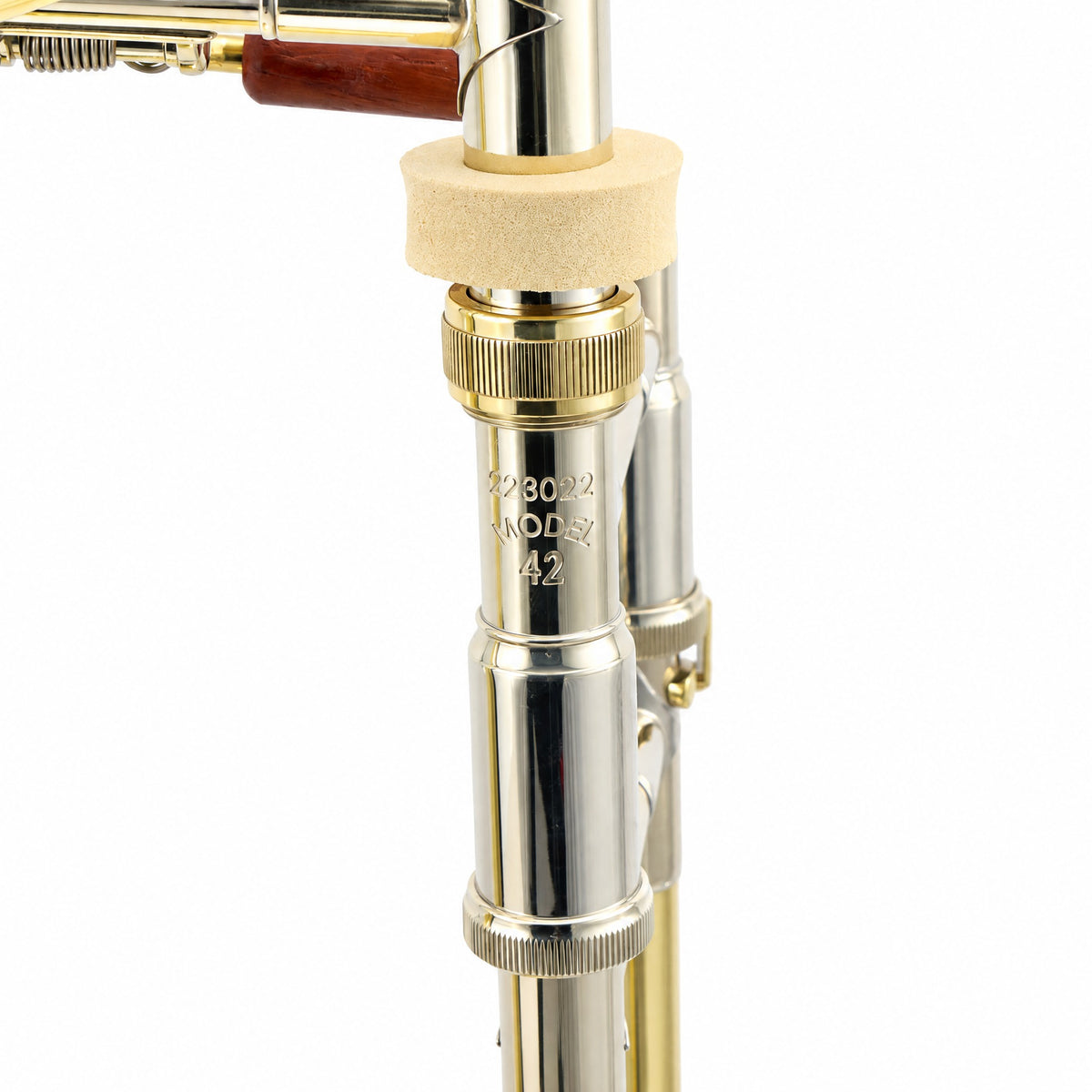 Bach 42A Stradivarius Professional Bb/F Tenor Trombone in Lacquer