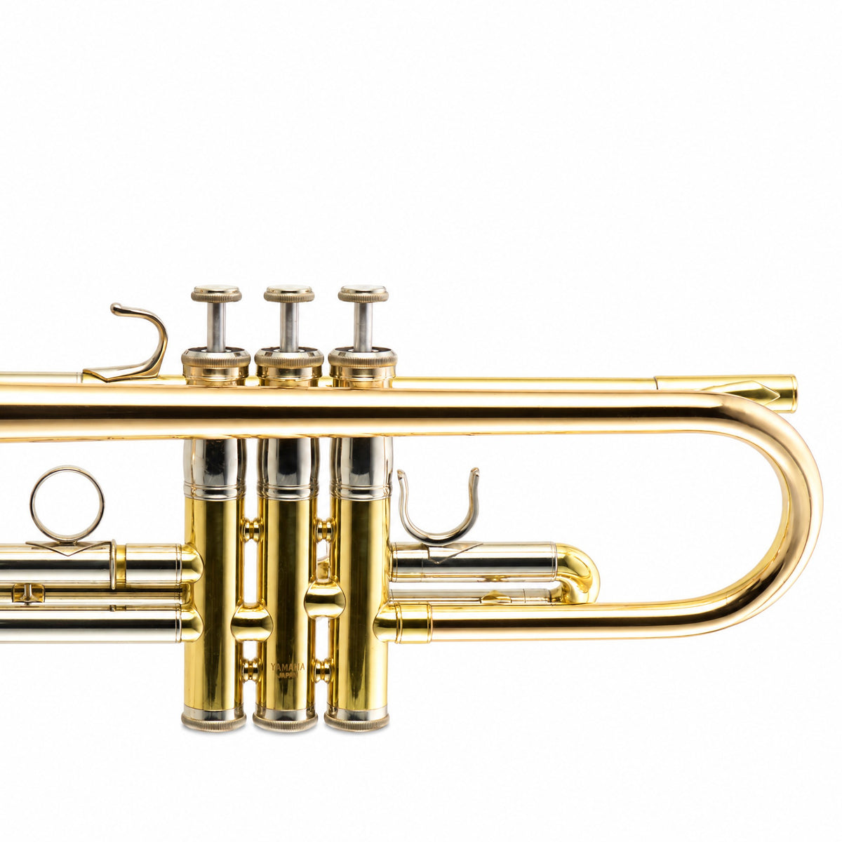 Yamaha YTR-6335H Professional Bb Trumpet in Gold Lacquer