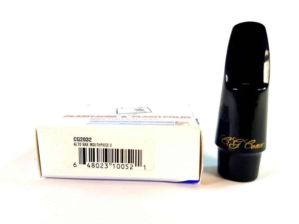 C.G. Conn Model CG2032 Student Alto Saxophone Mouthpiece with 2 Facing