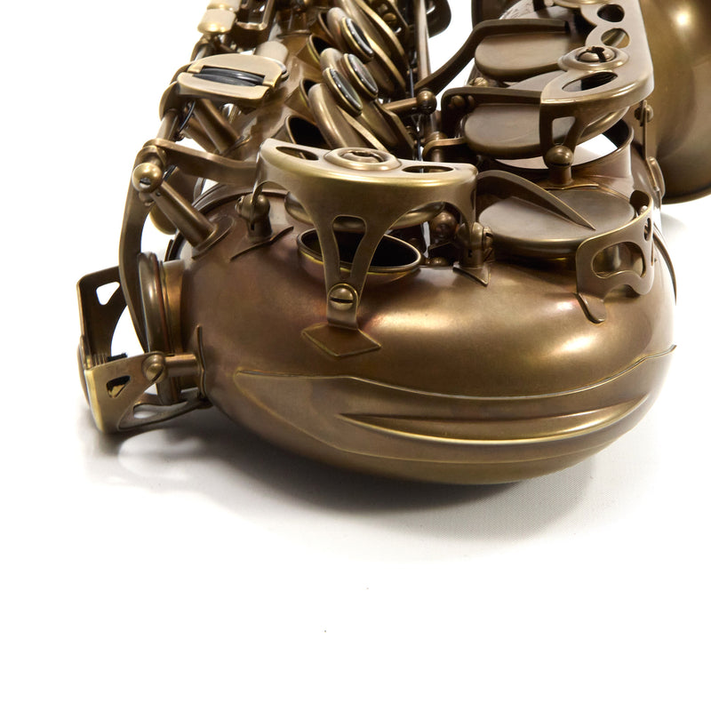 Eastman Model EAS652 '52nd Street' Eb Alto Saxophone MINT CONDITION- for sale at BrassAndWinds.com