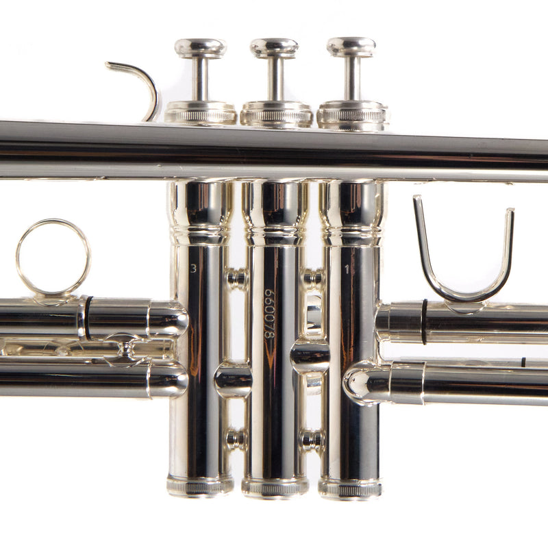 King Model 1117SP Marching Bb Trumpet in Silver Plate SN 660078 EXCELLENT- for sale at BrassAndWinds.com