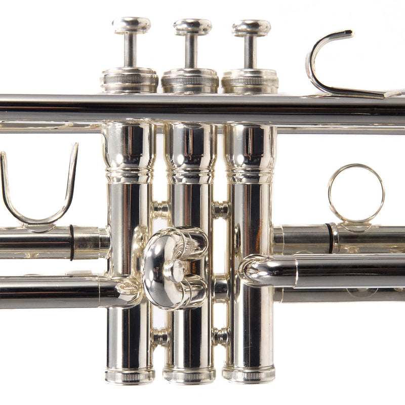 King Model 1117SP Marching Bb Trumpet in Silver Plate SN 660078 EXCELLENT- for sale at BrassAndWinds.com
