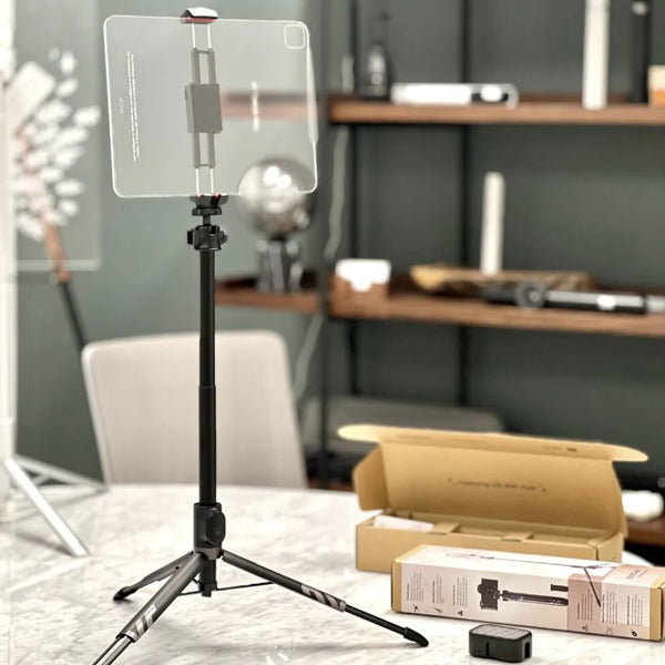 KraftGeek Variety Tripod with Phone/Tablet FlexyMount Kit