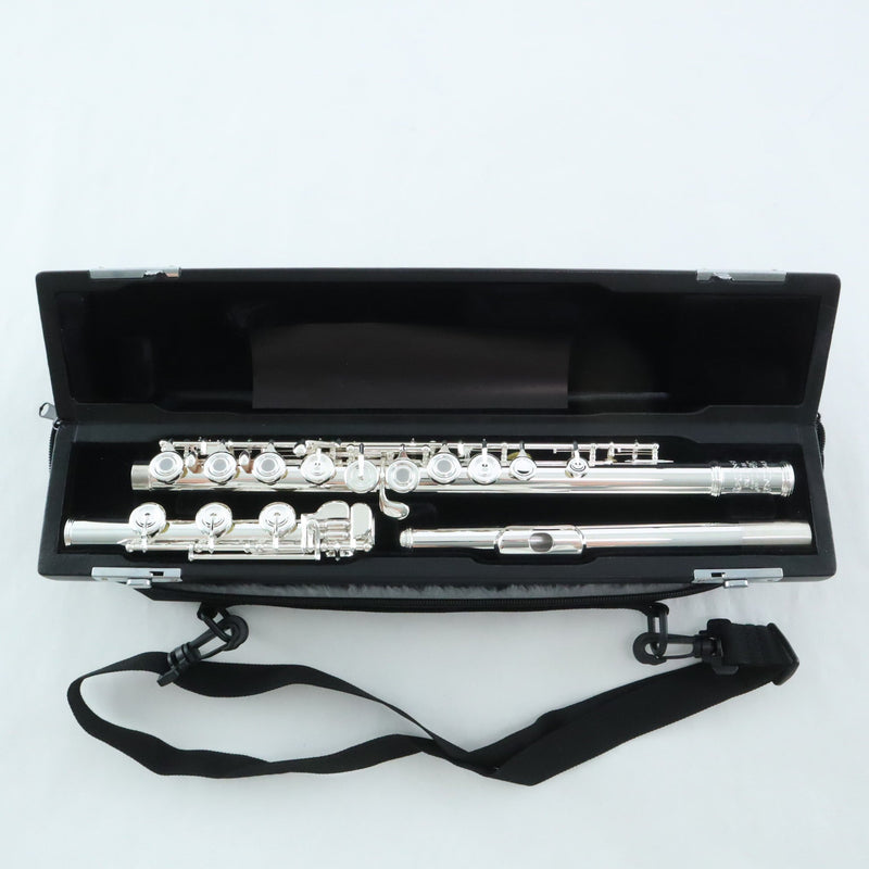 Selmer Model SFL511BO Open Hole Intermediate Flute MINT CONDITION- for sale at BrassAndWinds.com