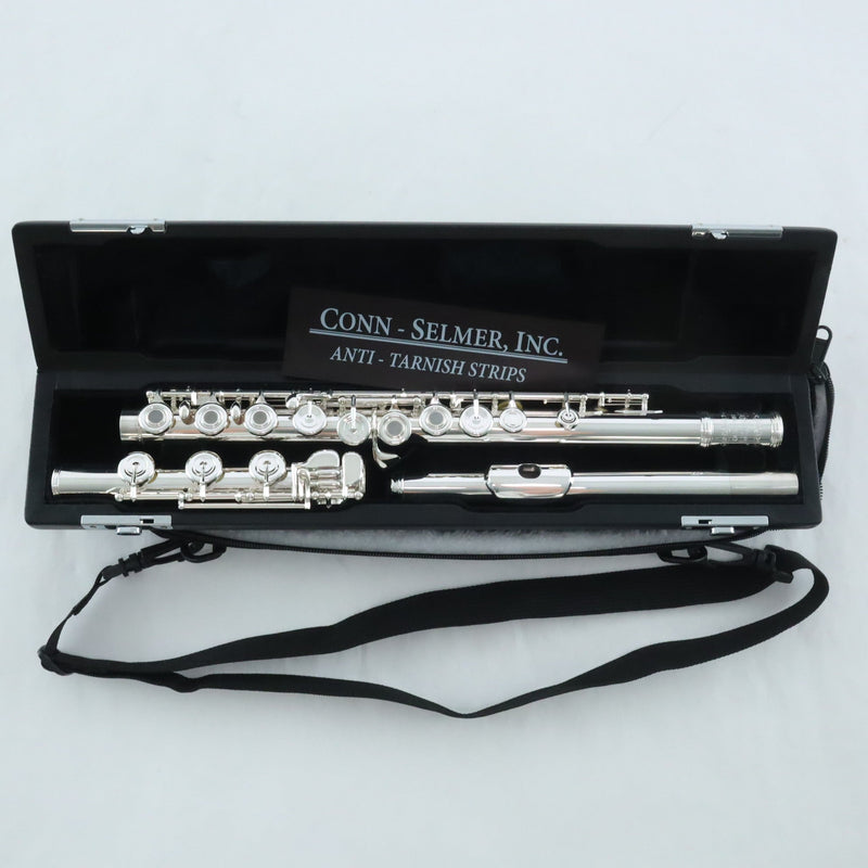 Selmer Model SFL611BO Open Hole Intermediate Flute MINT CONDITION- for sale at BrassAndWinds.com