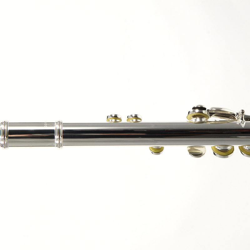 William S. Haynes Model Q2 Flute -Offset G/B Foot 14K Riser SN 100173 OPEN BOX- for sale at BrassAndWinds.com