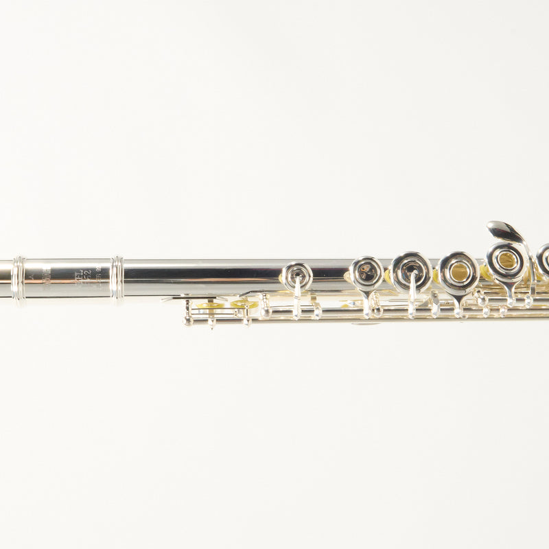 Yamaha Model YFL-462H/LPGP Intermediate Flute w/ Gold Lip Plate SN 113483 SUPERB- for sale at BrassAndWinds.com