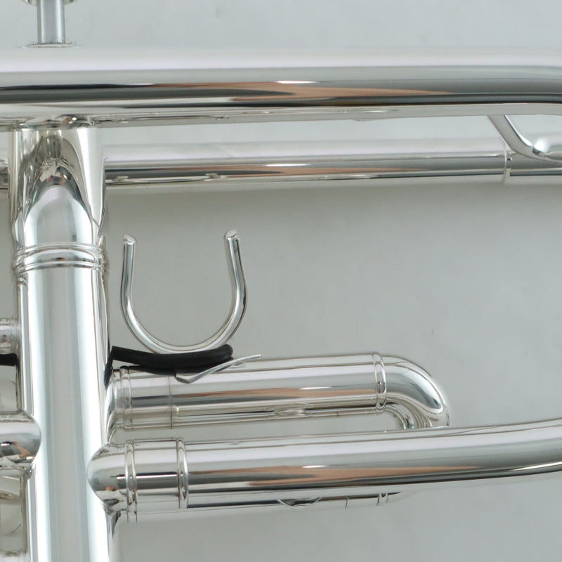 Yamaha Model YTR-8335IIS 'Xeno' Professional Bb Trumpet MINT CONDITION- for sale at BrassAndWinds.com