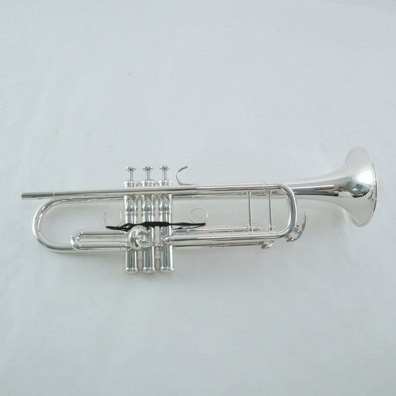 Yamaha Model YTR-8335IIS 'Xeno' Professional Bb Trumpet MINT CONDITION- for sale at BrassAndWinds.com