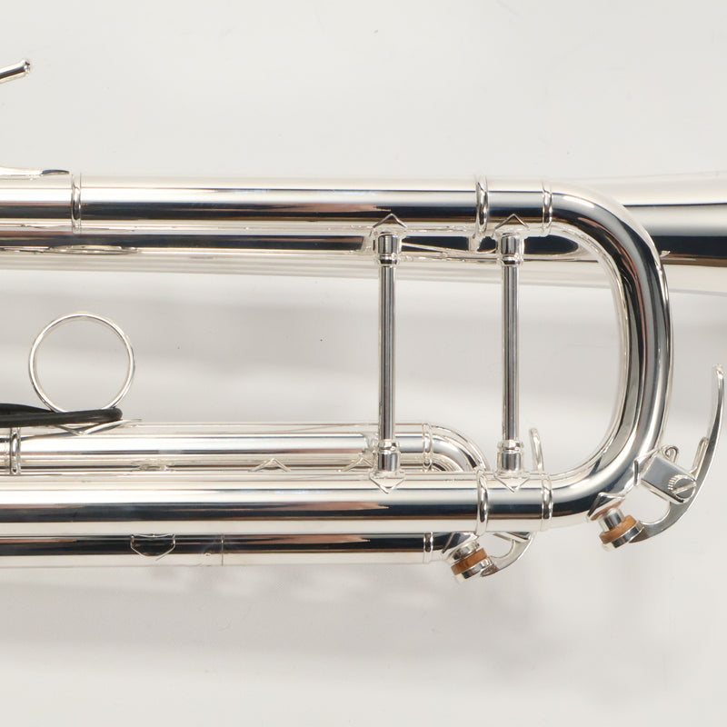 Yamaha Model YTR-8335IIS 'Xeno' Professional Bb Trumpet SN 576825 GORGEOUS- for sale at BrassAndWinds.com