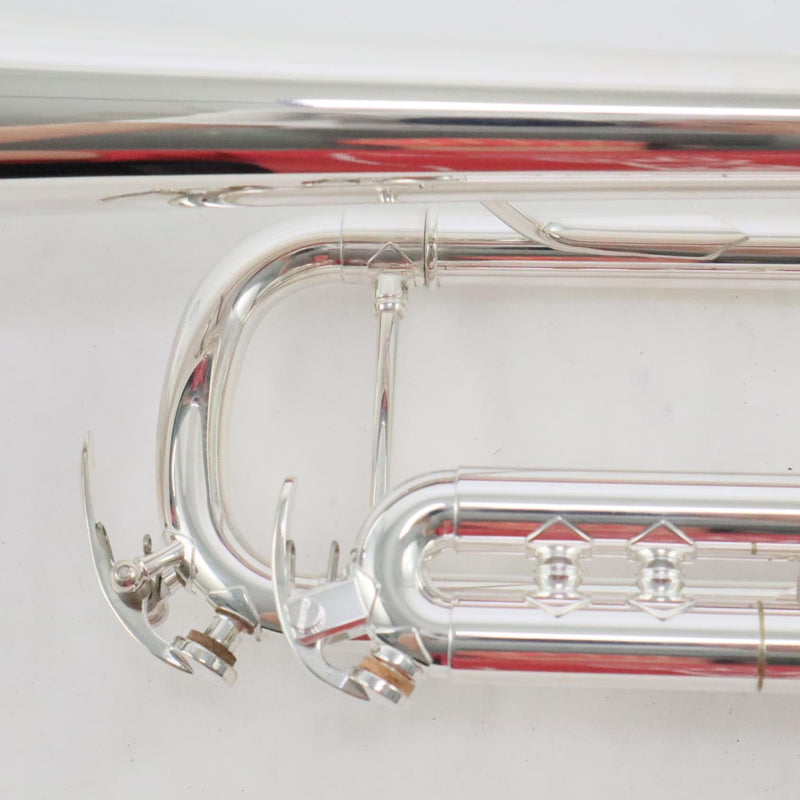 Yamaha Model YTR-8335LAIIS 'Custom Wayne Bergeron II' Bb Trumpet MINT CONDITION- for sale at BrassAndWinds.com