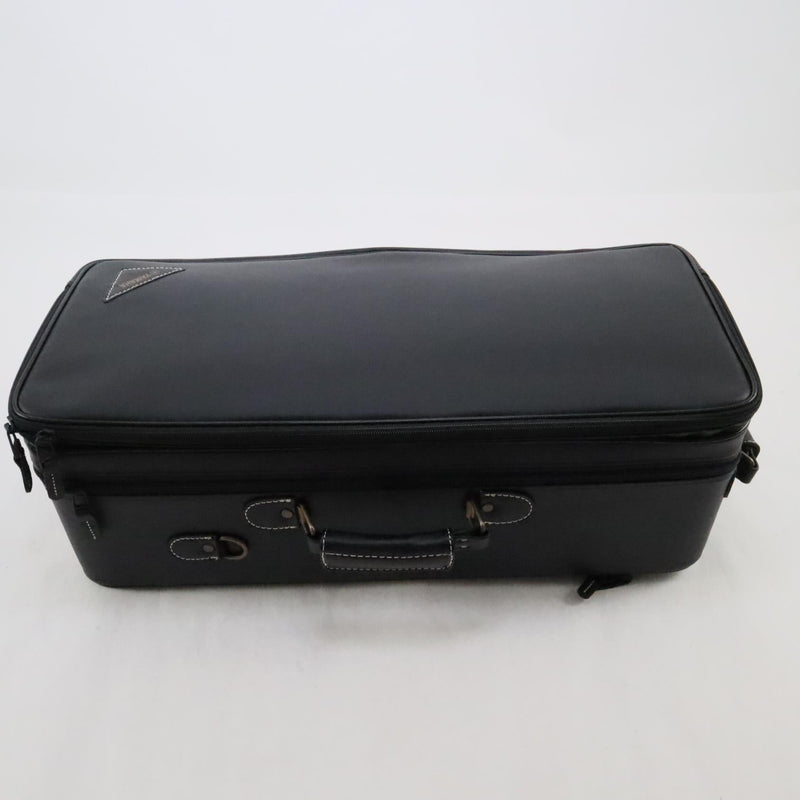 Yamaha Model YTR-8335LAIIS 'Custom Wayne Bergeron II' Bb Trumpet MINT CONDITION- for sale at BrassAndWinds.com