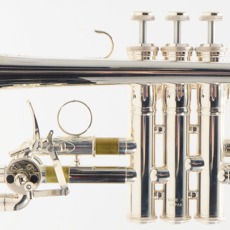 Yamaha Model YTR-9825 Custom Series Bb/A Piccolo Trumpet SN 567739 DEMO MODEL- for sale at BrassAndWinds.com