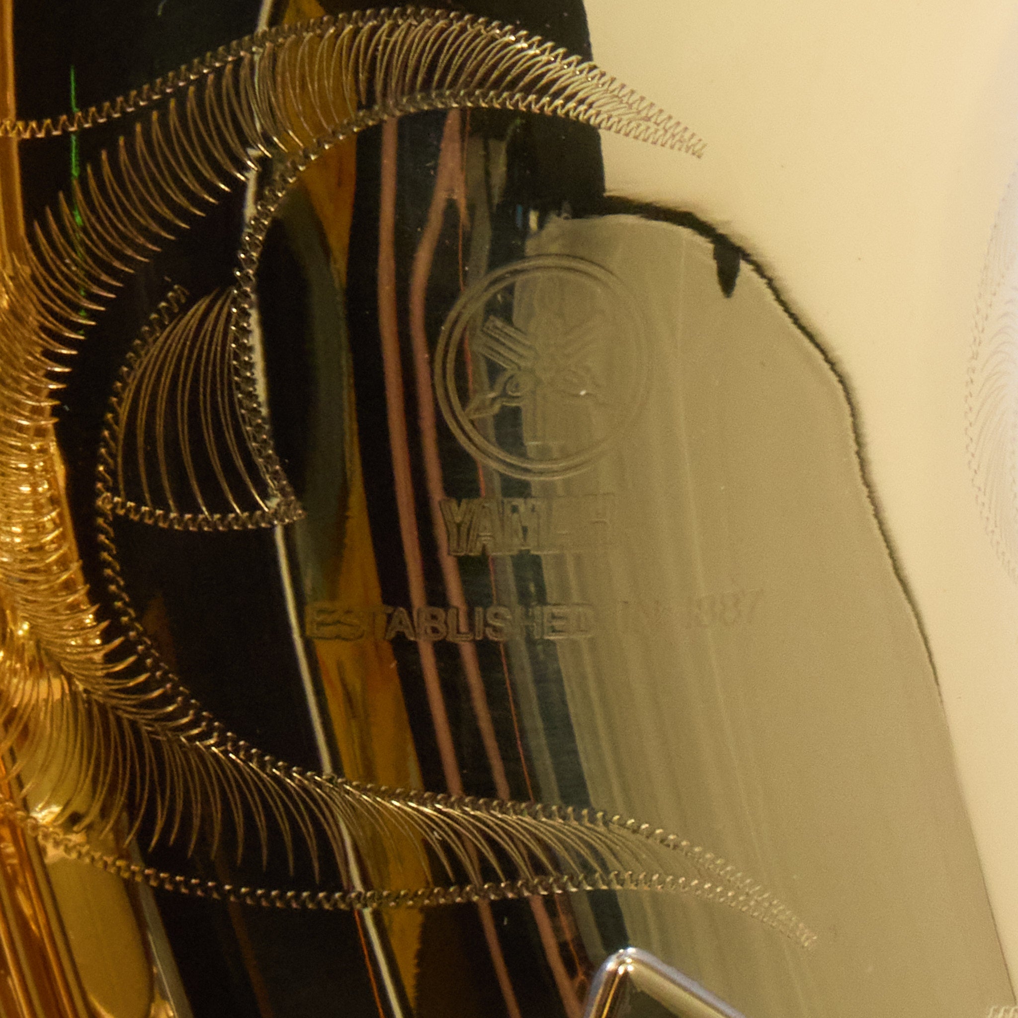 Yamaha YAS-480 Intermediate Alto Saxophone in Lacquer