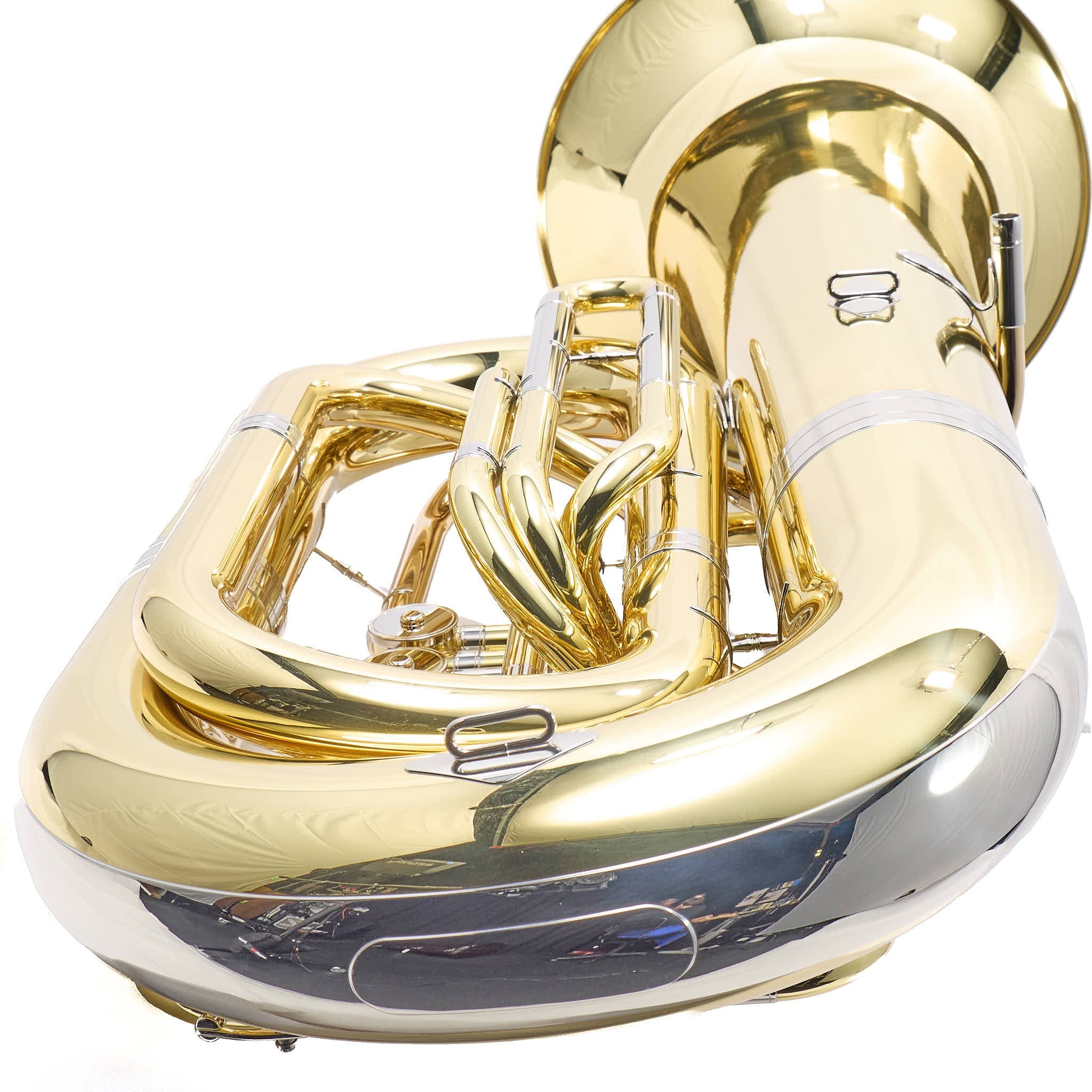 Yamaha YBB-641 Professional 4/4 Size BBb Tuba in Lacquer