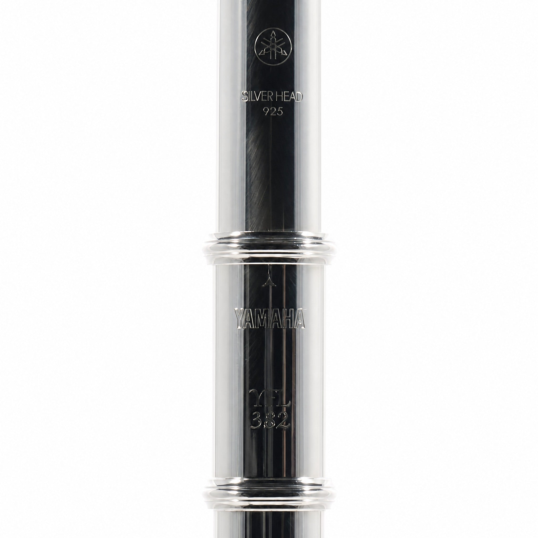 Yamaha YFL-382 Intermediate Flute in Silver Plate
