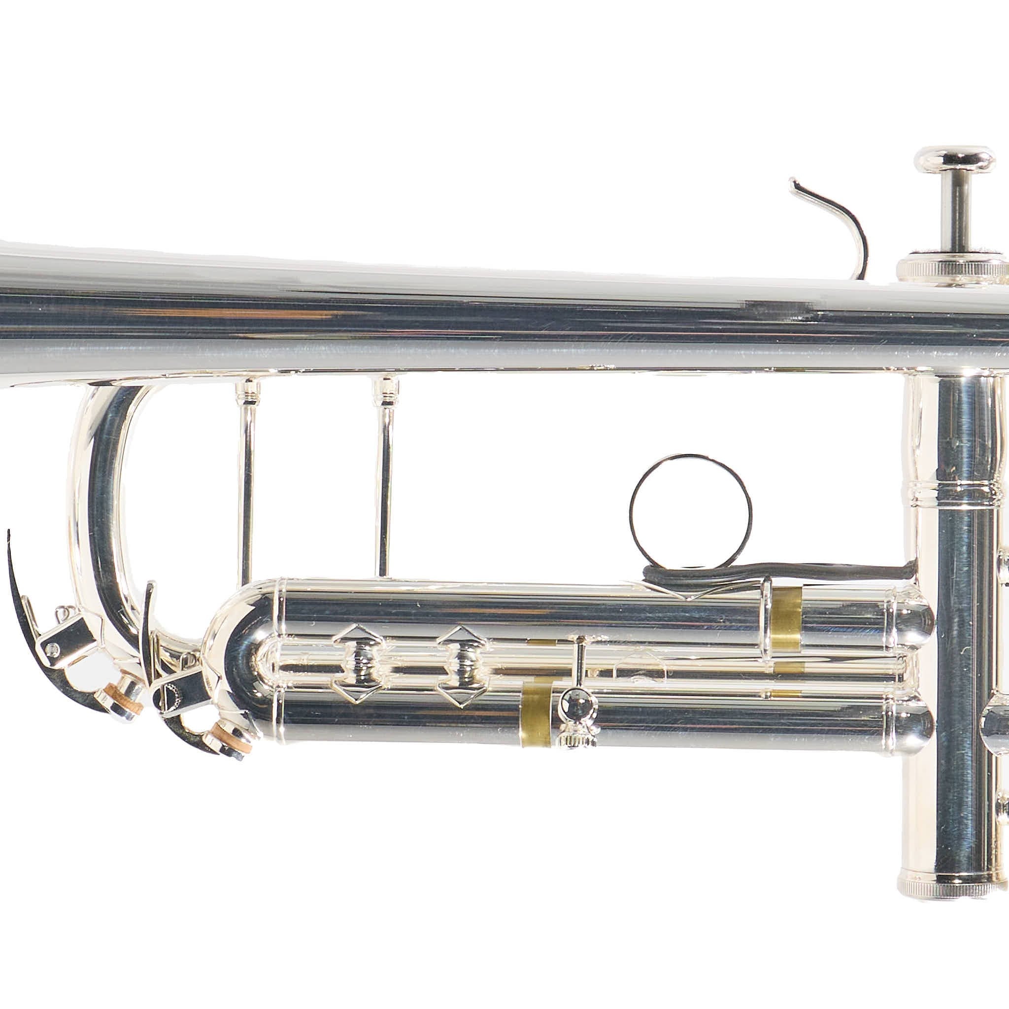 Yamaha YTR-8345IIS 'Xeno' Professional Bb Trumpet in Silver Plate