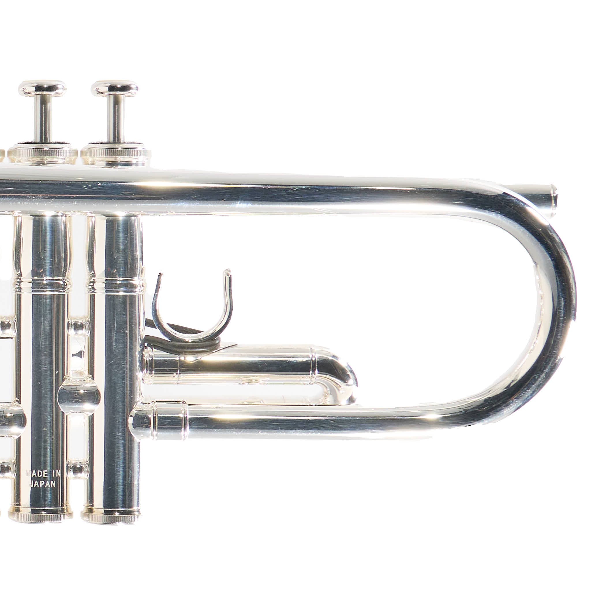 Yamaha YTR-8345IIS 'Xeno' Professional Bb Trumpet in Silver Plate